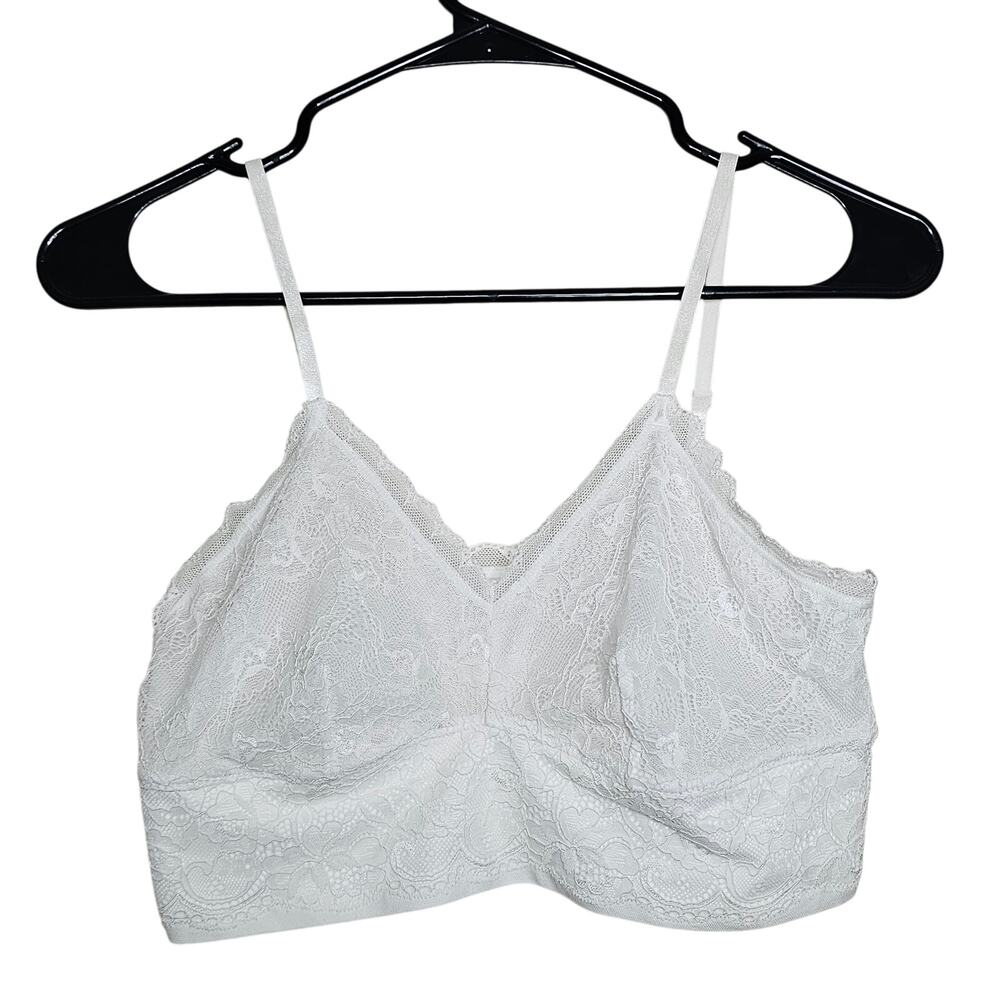 Lily of France white lacey bralette  womens size medium Bridal Shower